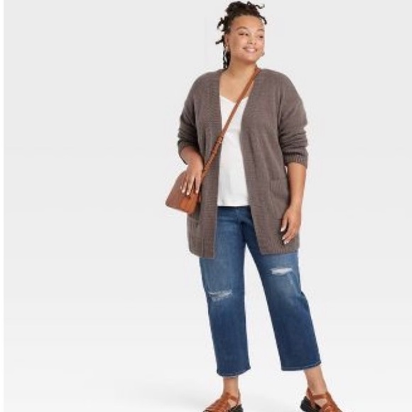 AVA & VIV Cardigan - Picture 2 of 5